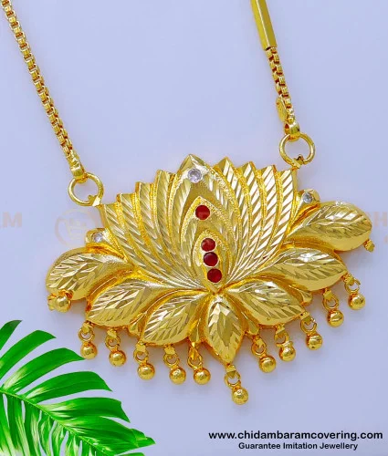 Gold chain with hot sale pendant design for ladies